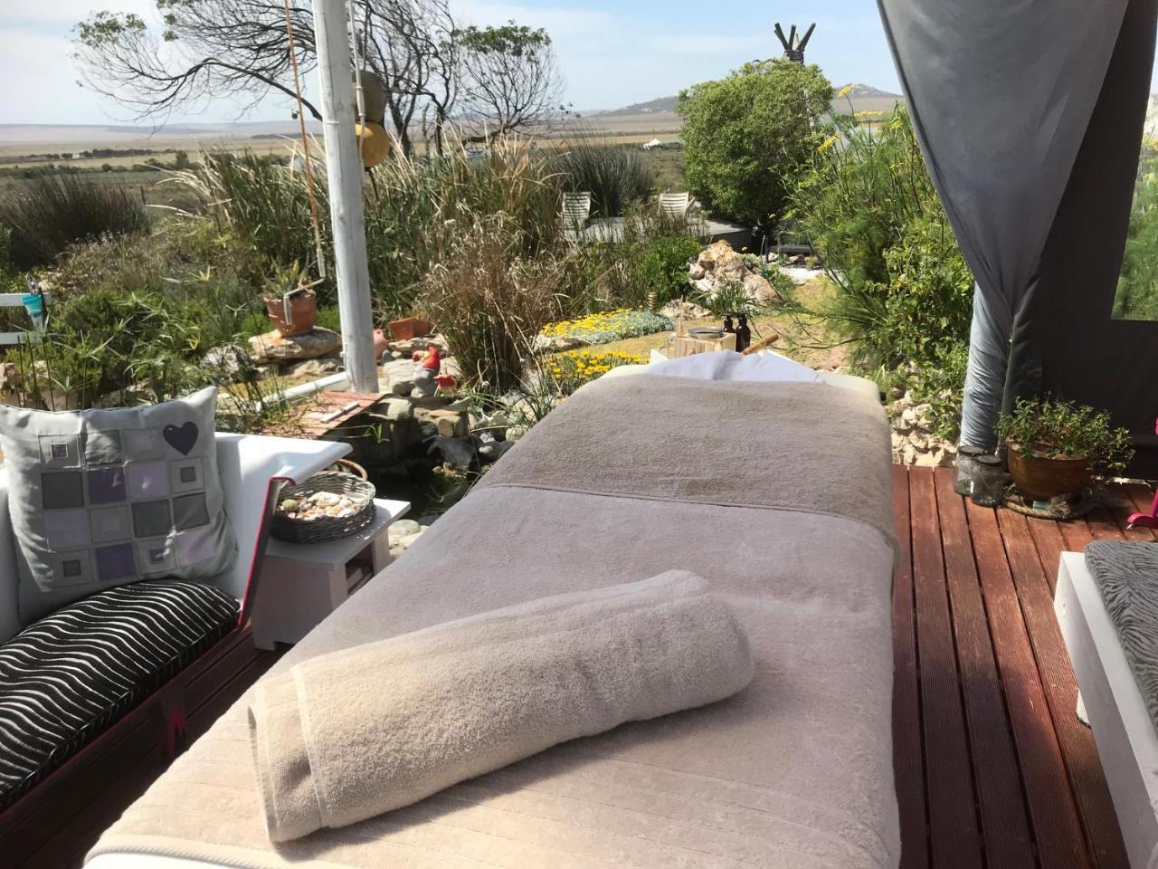 Farr Out Guest House Paternoster Buitenkant foto