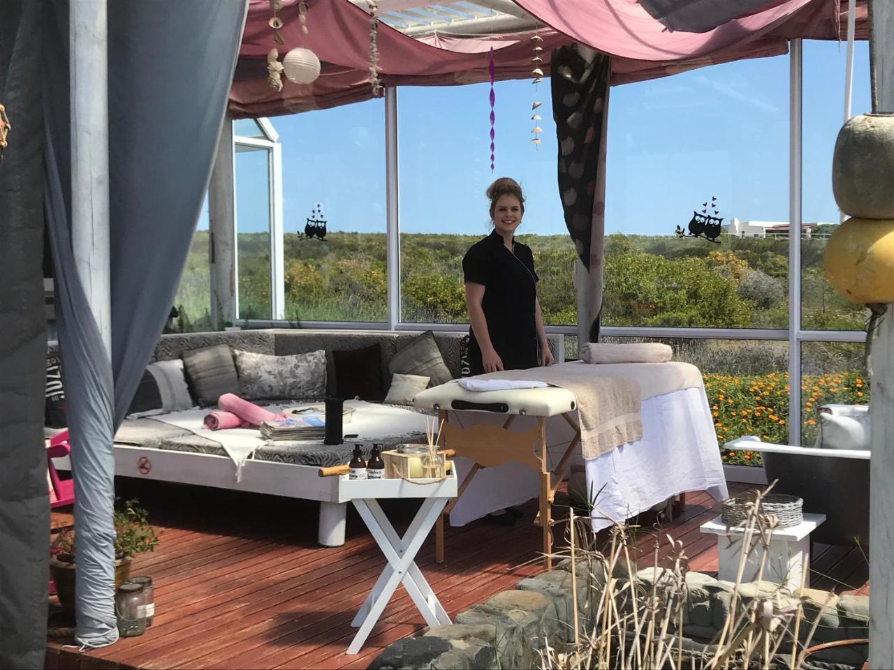 Farr Out Guest House Paternoster Buitenkant foto