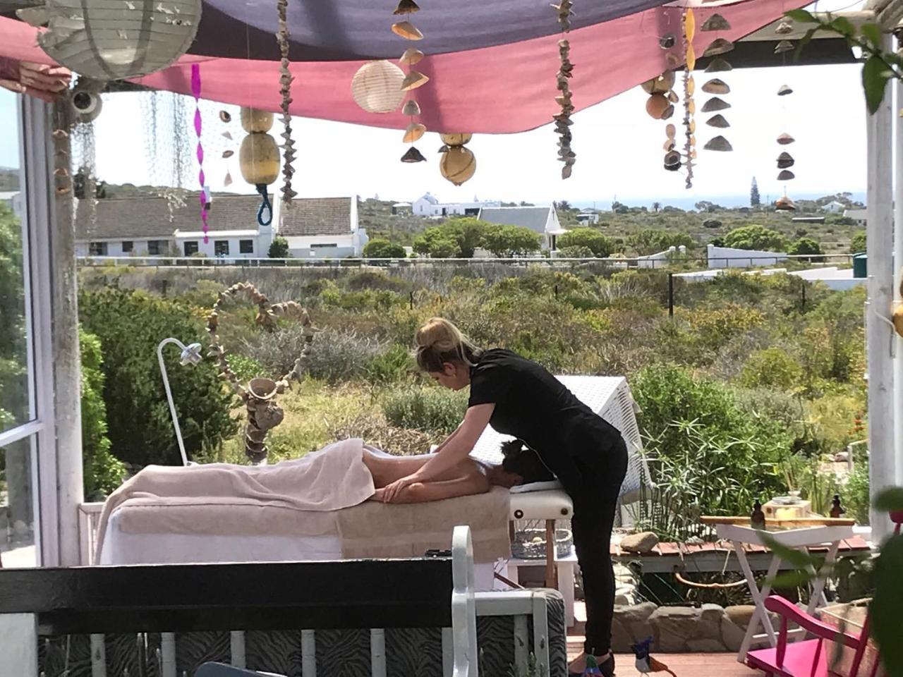 Farr Out Guest House Paternoster Buitenkant foto